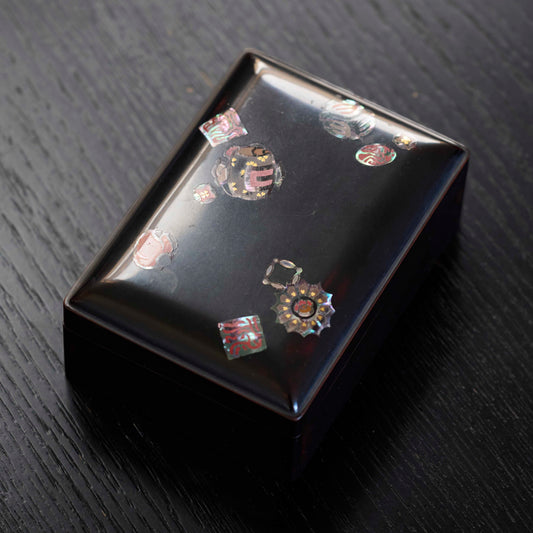 Vintage Japanese Lacquer Box with Raden Decoration