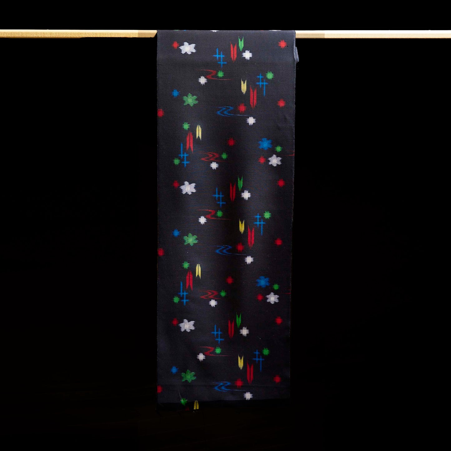 Japanese Kasuri Style Pattern Wool Textile (18.5 m Roll)