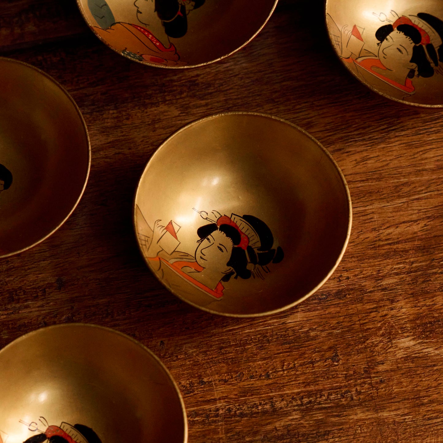Vintage Japanese Lacquer Cups　Hand-Painted Bijin-ga, Set of 7 (Showa Era)