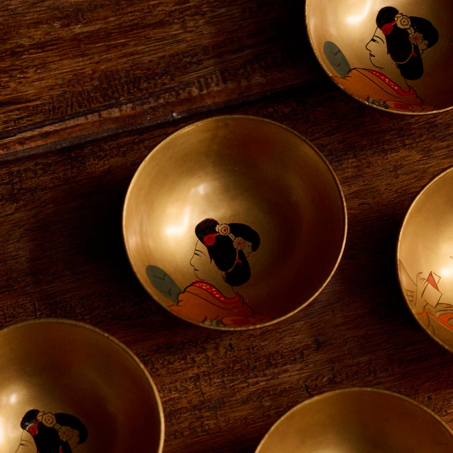 Vintage Japanese Lacquer Cups　Hand-Painted Bijin-ga, Set of 7 (Showa Era)